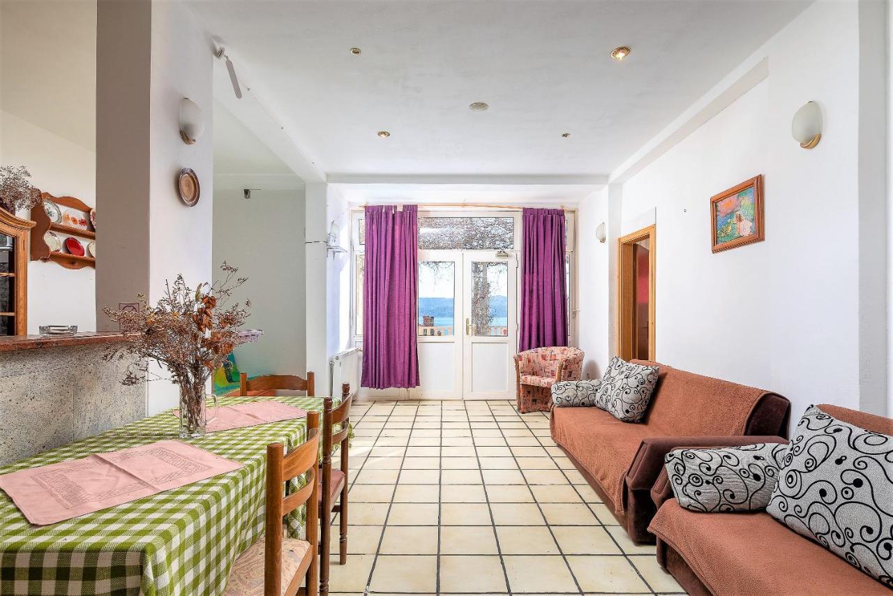 Germania Rooms & Apartments Целина Екстериор снимка